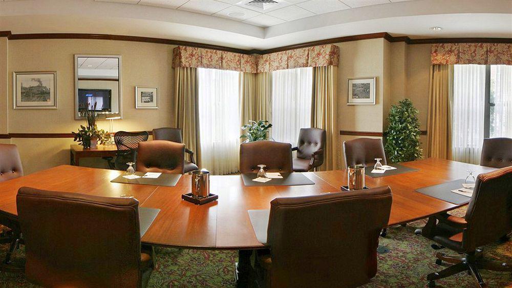 Hilton Garden Inn Albany Medical Center Экстерьер фото
