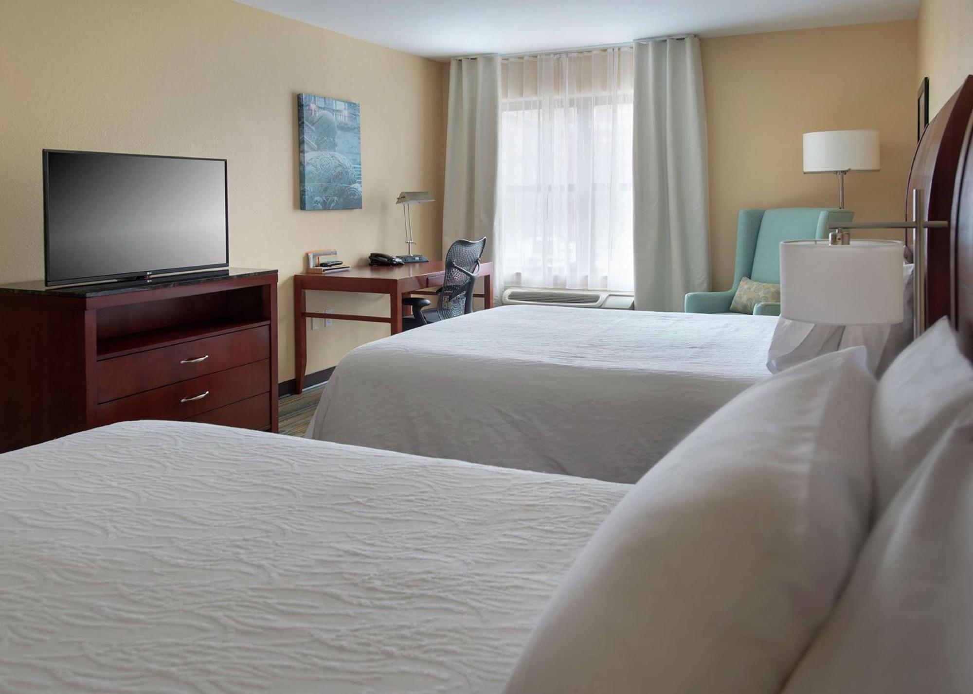 Hilton Garden Inn Albany Medical Center Экстерьер фото