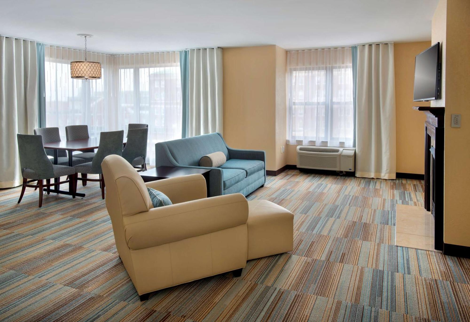 Hilton Garden Inn Albany Medical Center Экстерьер фото