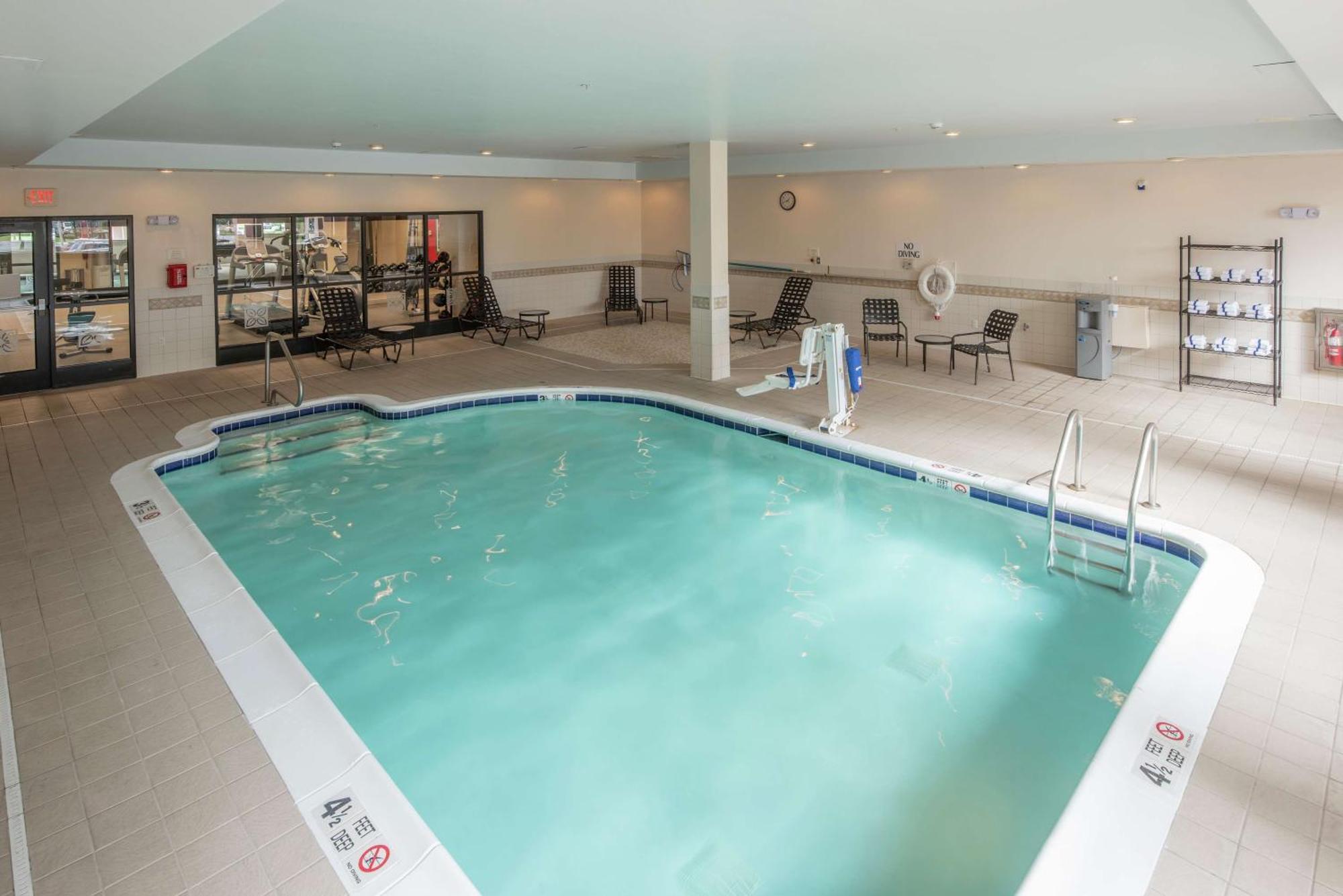 Hilton Garden Inn Albany Medical Center Экстерьер фото