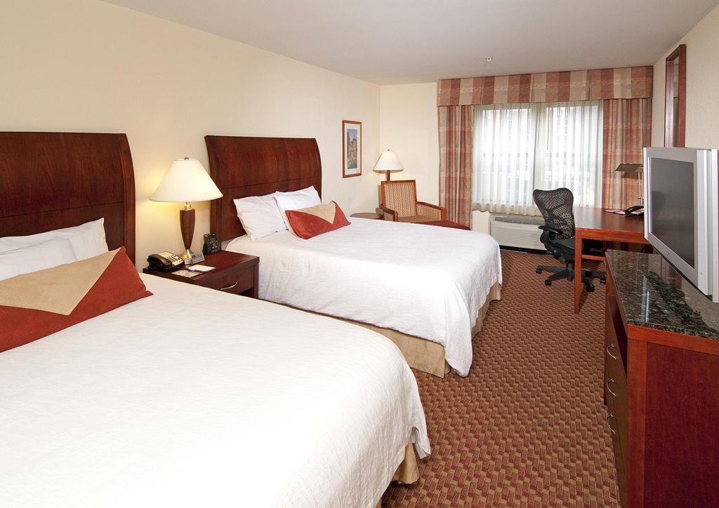 Hilton Garden Inn Albany Medical Center Номер фото