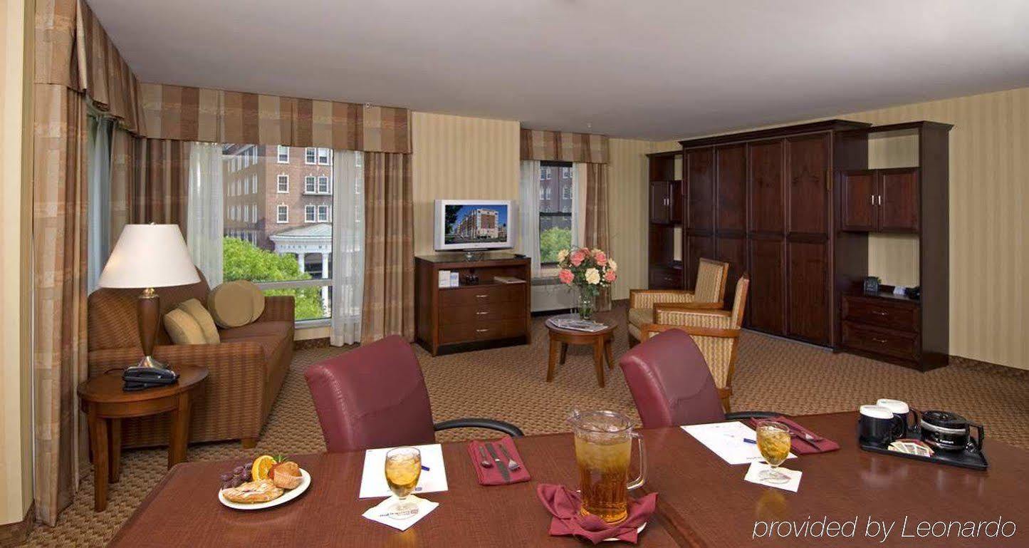 Hilton Garden Inn Albany Medical Center Экстерьер фото