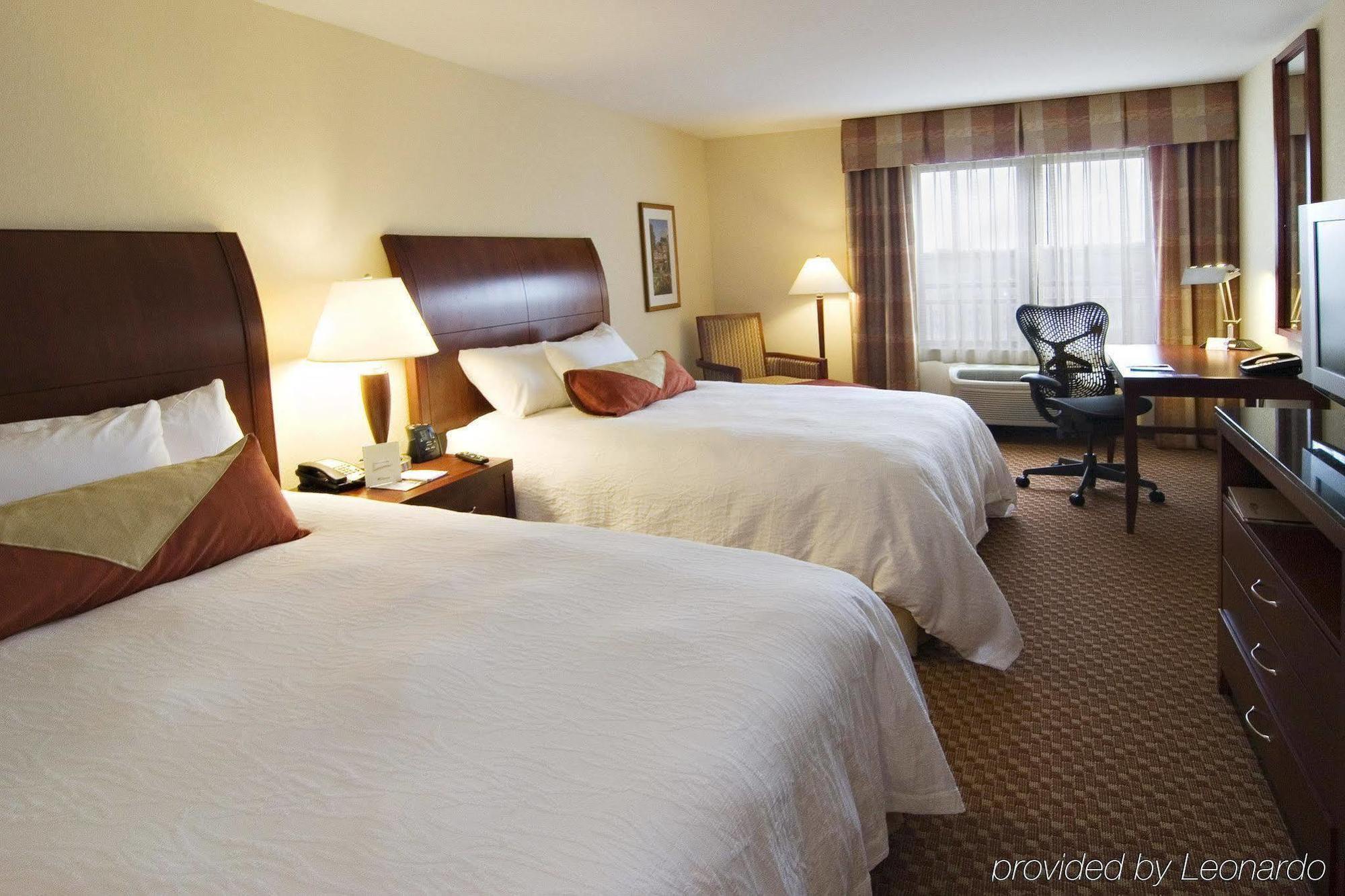Hilton Garden Inn Albany Medical Center Экстерьер фото